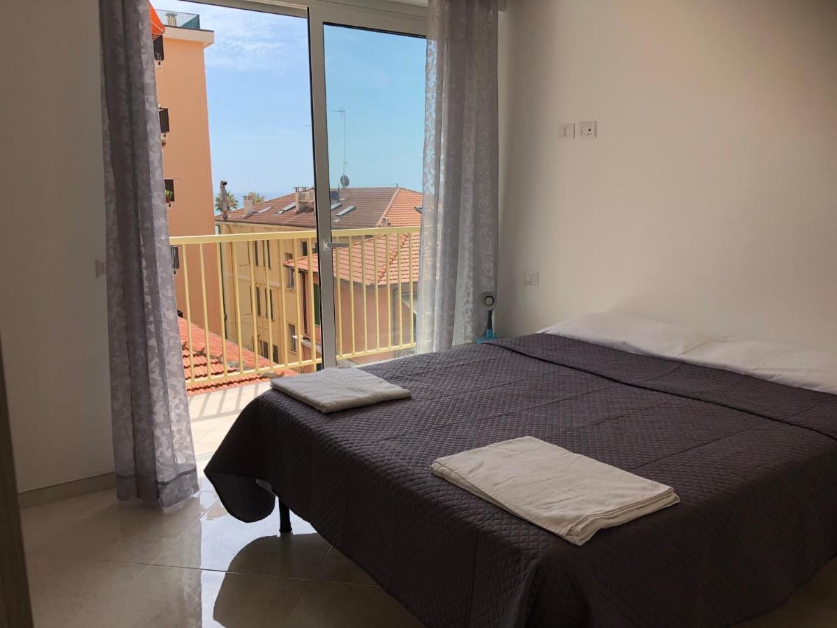 Casa Di Gio' Apartman Ventimiglia Kültér fotó